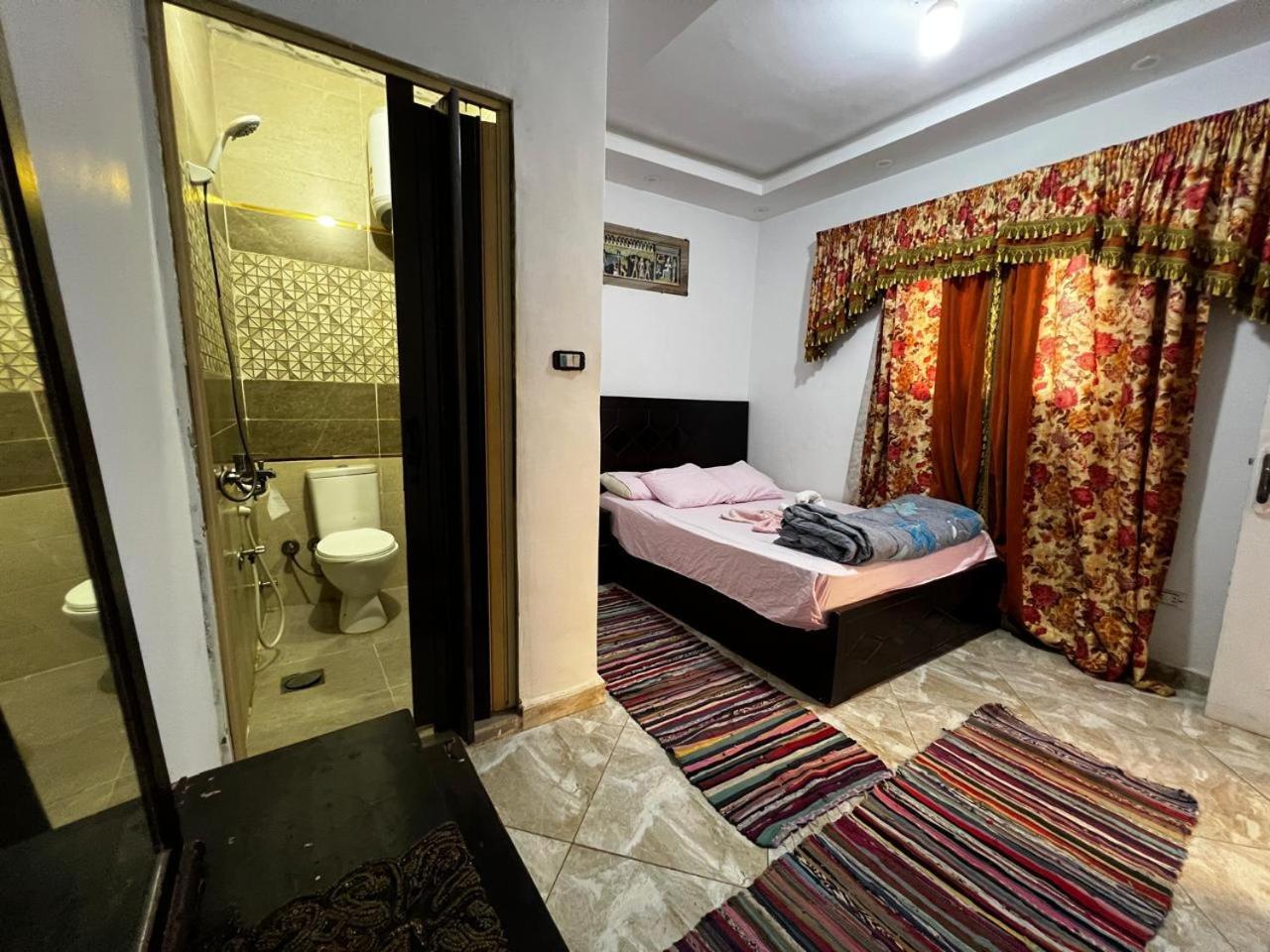 Jana Pyramids View In 3 Bed & Breakfast Kafrat al Jabal Ngoại thất bức ảnh