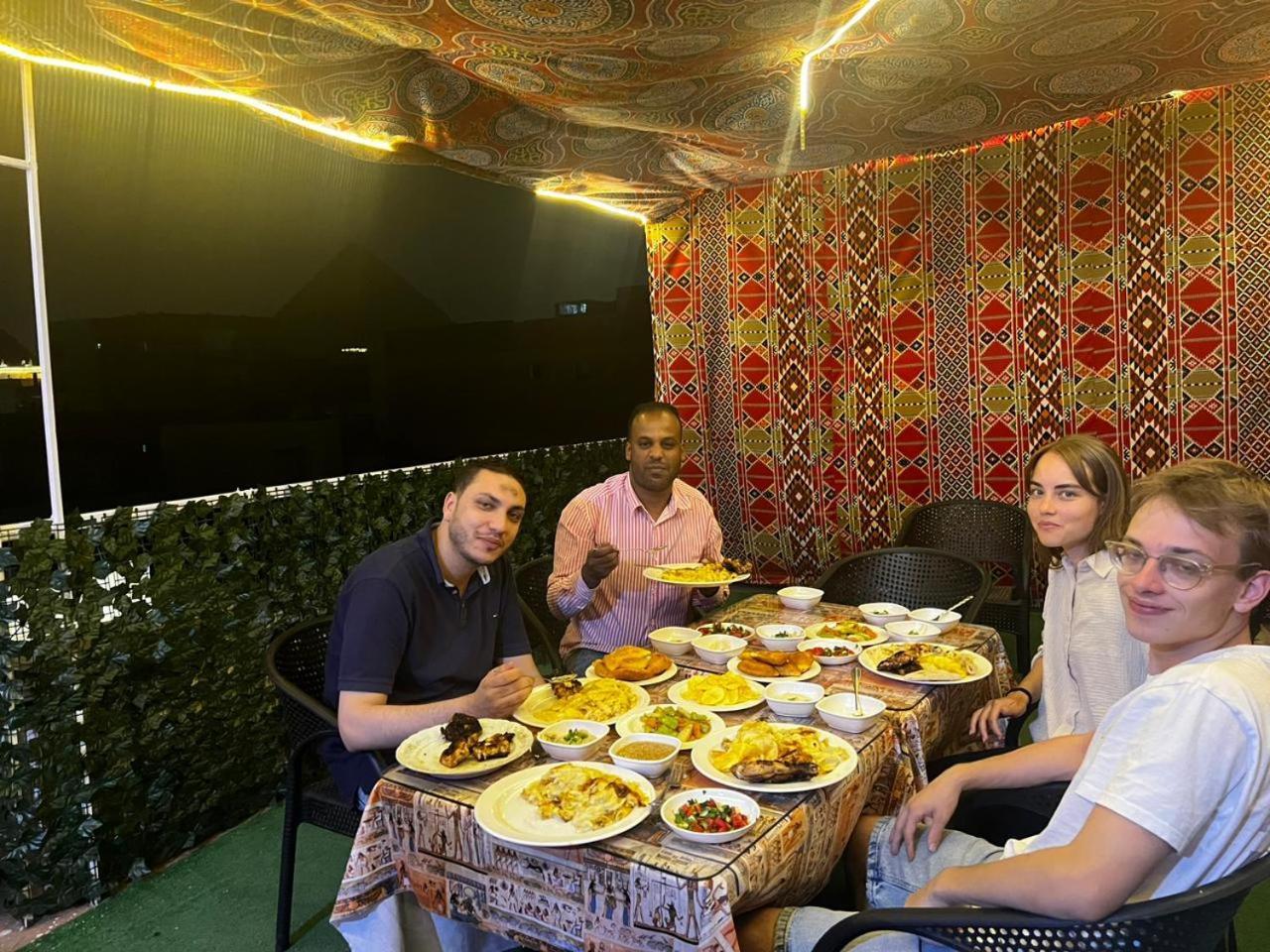 Jana Pyramids View In 3 Bed & Breakfast Kafrat al Jabal Ngoại thất bức ảnh