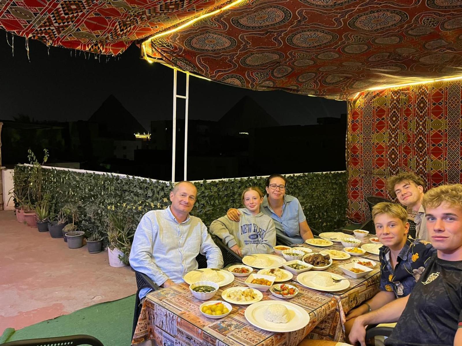Jana Pyramids View In 3 Bed & Breakfast Kafrat al Jabal Ngoại thất bức ảnh