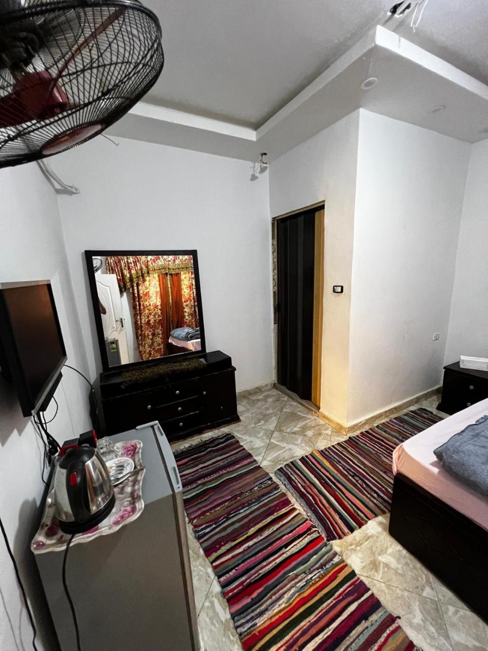 Jana Pyramids View In 3 Bed & Breakfast Kafrat al Jabal Ngoại thất bức ảnh